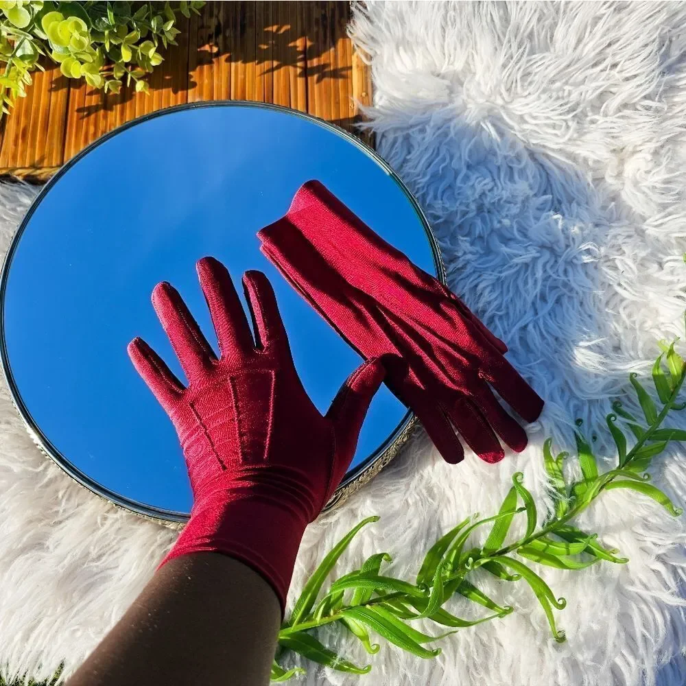 Stylish Burgandy Spandex Faux Leather Blend Statement Gloves.